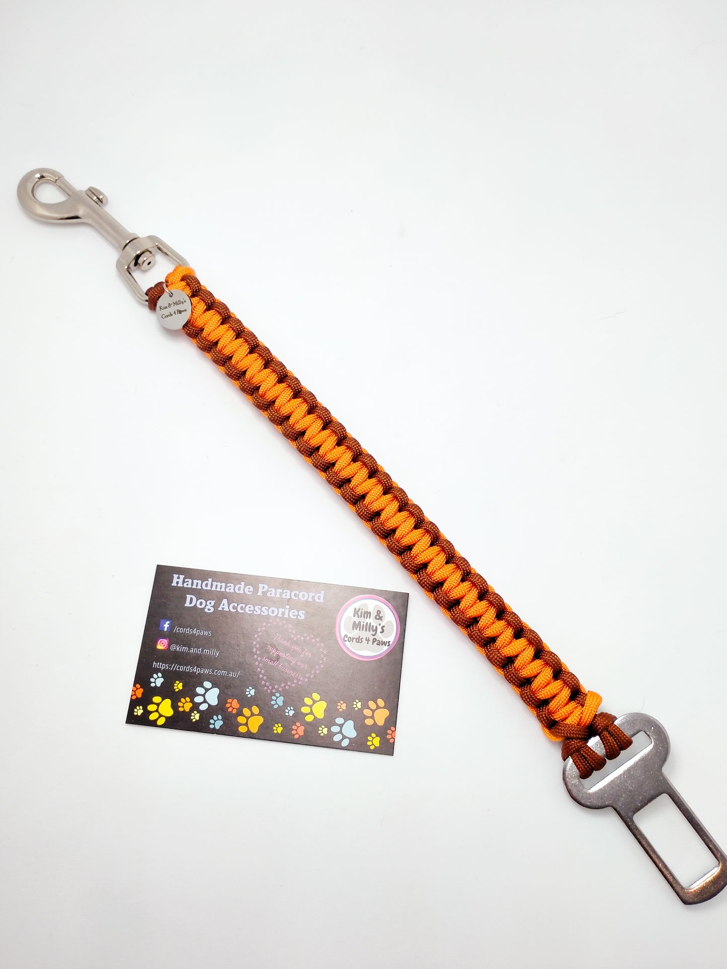 Pet Seat Belt - "Cobra" cords4paws Paracord Handmade Dog Accessories Customizable Made in Germany Shipping worldwide