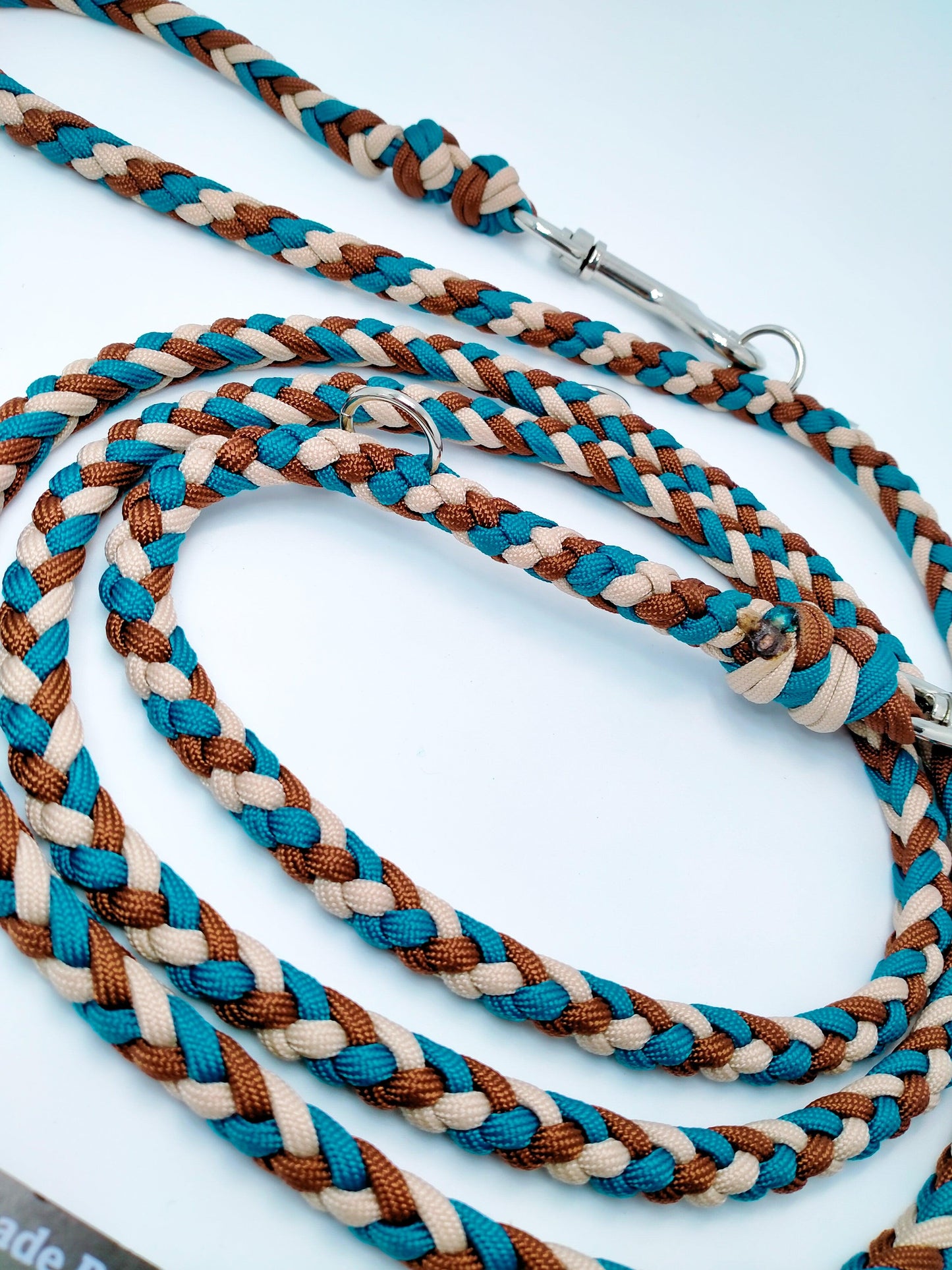 Adjustable Lead - 6 Strand Half Round Braid cords4paws Paracord Handmade Dog Accessories Customizable Made in Germany Shipping worldwide