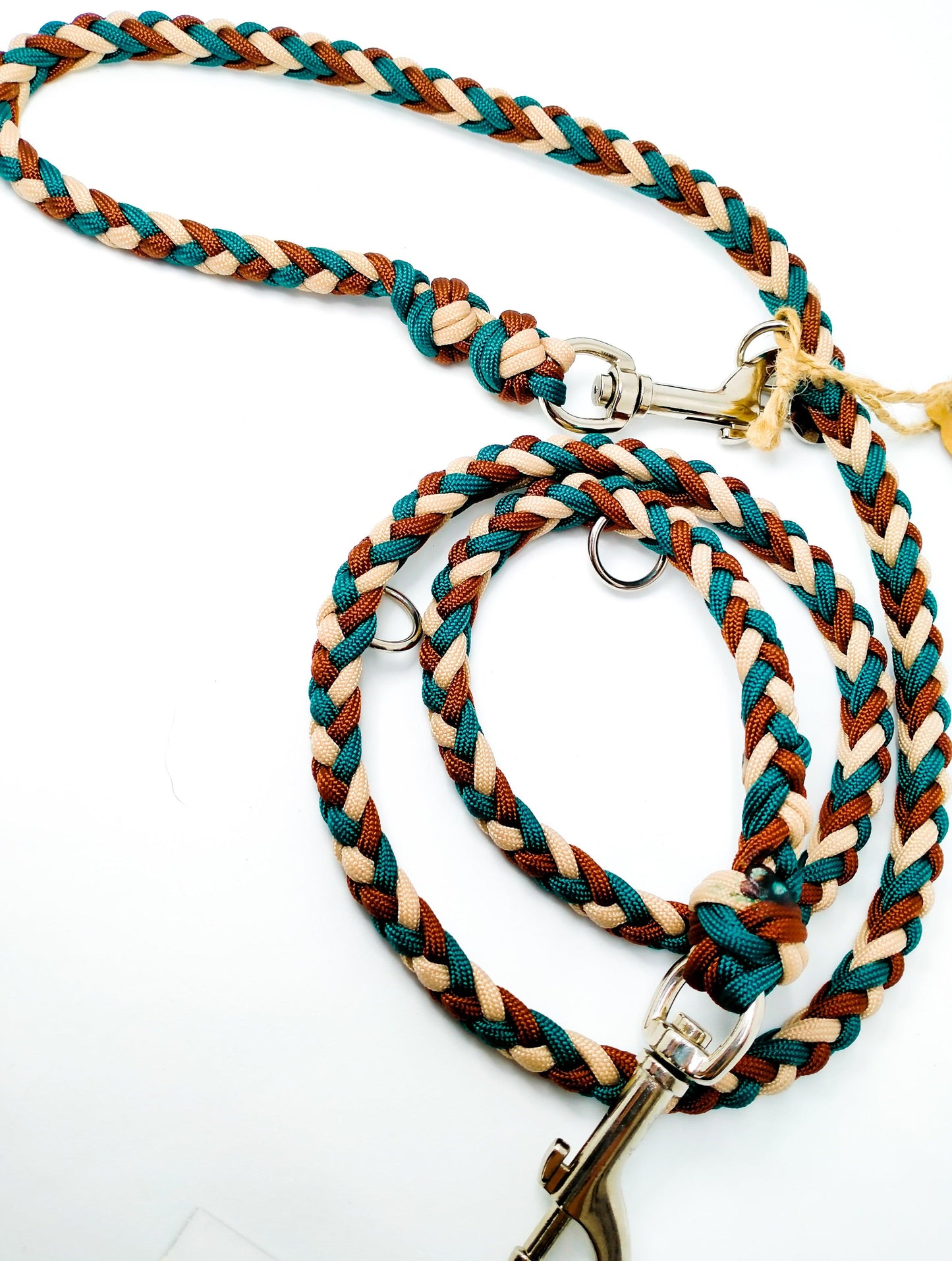 Adjustable Lead - 6 Strand Half Round Braid cords4paws Paracord Handmade Dog Accessories Customizable Made in Germany Shipping worldwide