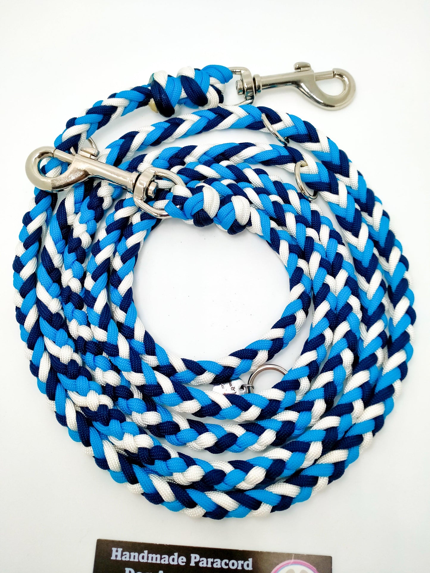 Adjustable Lead - 6 Strand Half Round Braid cords4paws Paracord Handmade Dog Accessories Customizable Made in Germany Shipping worldwide