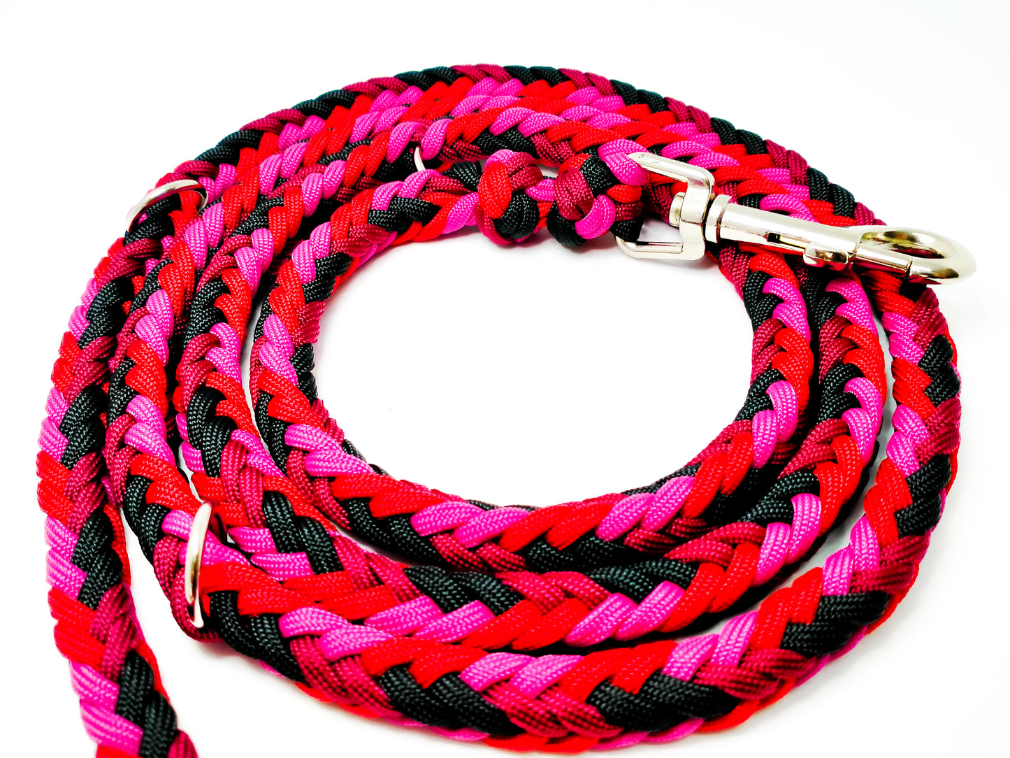 Adjustable Lead - Herringbone Kim & Milly's Cords 4 Paws Paracord Handmade Dog Accessories Customizable Made in Germany Shipping worldwide