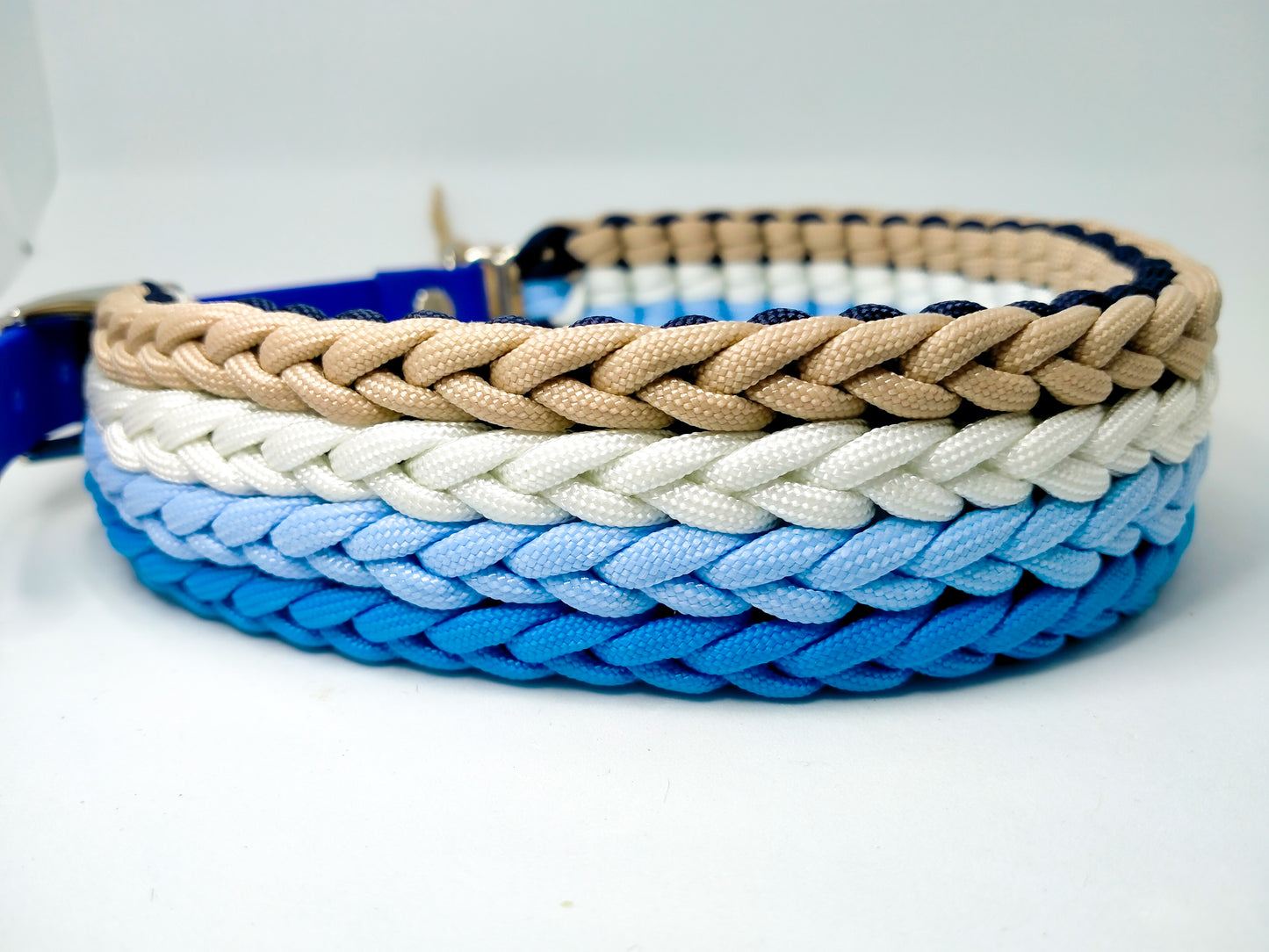 Dog Collar - "Kim's River Bar" Kim & Milly's Cords 4 Paws Paracord Handmade Dog Accessories Customizable Made in Germany Shipping worldwide