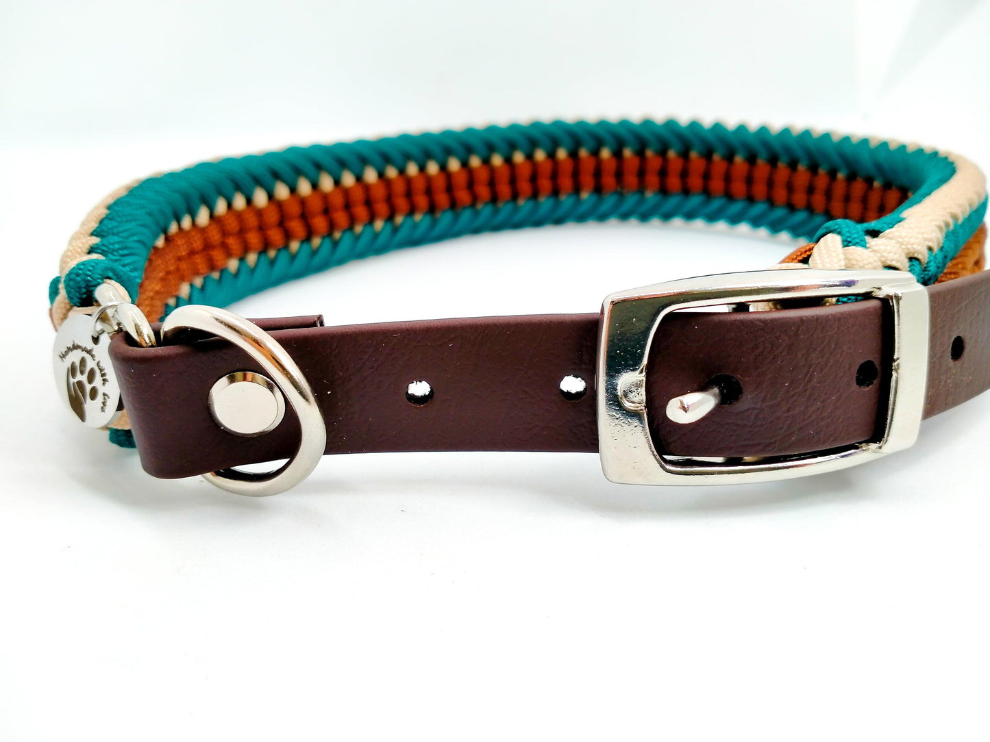 Dog Collar - "Endless Falls" cords4paws Paracord Handmade Dog Accessories Customizable Made in Germany Shipping worldwide