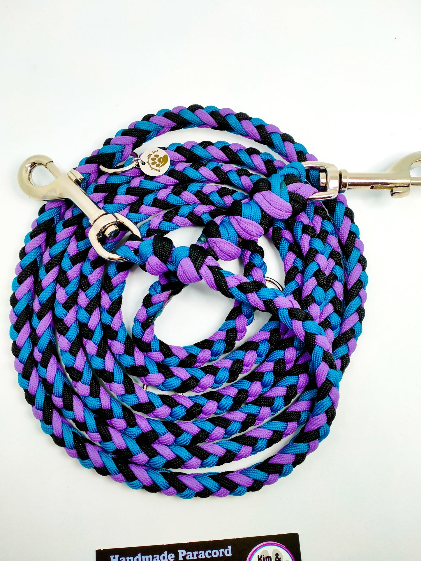Adjustable Lead - 6 Strand Half Round Braid cords4paws Paracord Handmade Dog Accessories Customizable Made in Germany Shipping worldwide