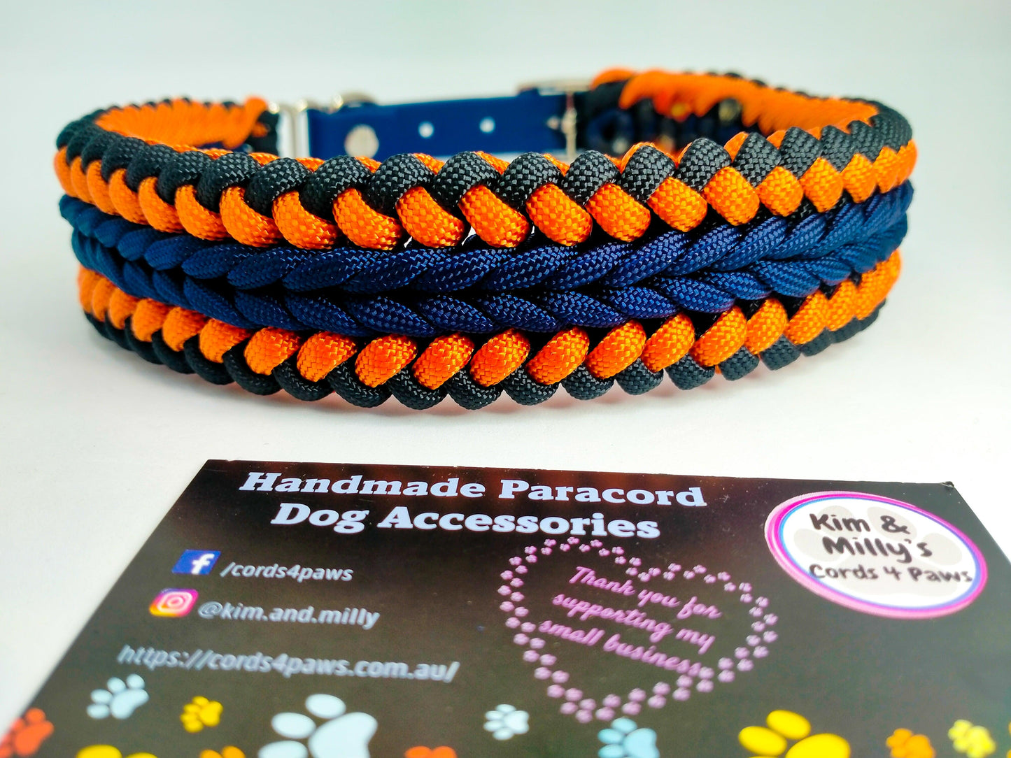 Dog Collar - "Endless Falls" cords4paws Paracord Handmade Dog Accessories Customizable Made in Germany Shipping worldwide
