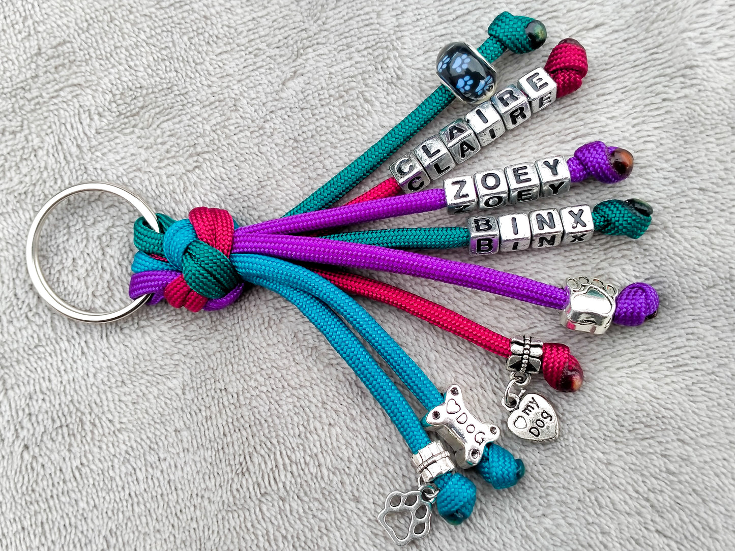 Key Chain - "Diamond" cords4paws Paracord Handmade Dog Accessories Customizable Made in Germany Shipping worldwide