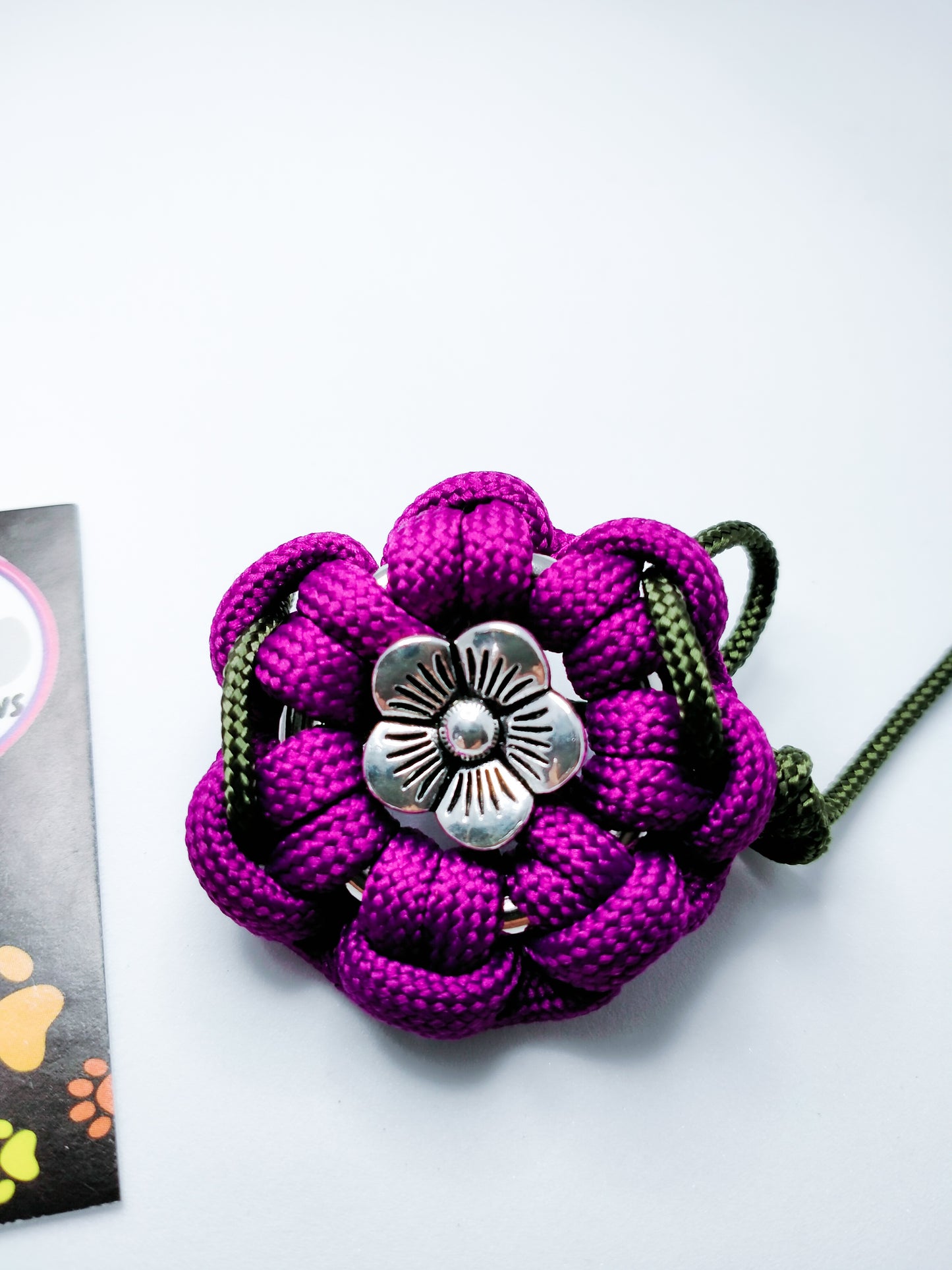 Collar Flower Charm Kim & Milly's Cords 4 Paws Paracord Handmade Dog Accessories Customizable Made in Germany Shipping worldwide