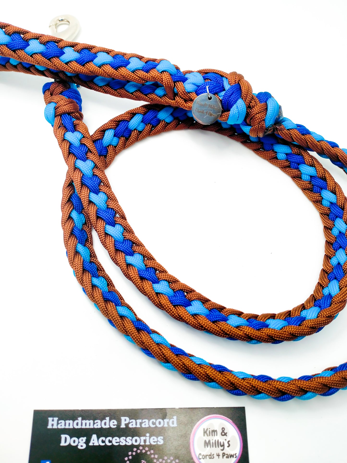 DELUXE EDITION: Leading Hearts Dog Lead Kim & Milly's Cords 4 Paws Paracord Handmade Dog Accessories Customizable Made in Germany Shipping worldwide