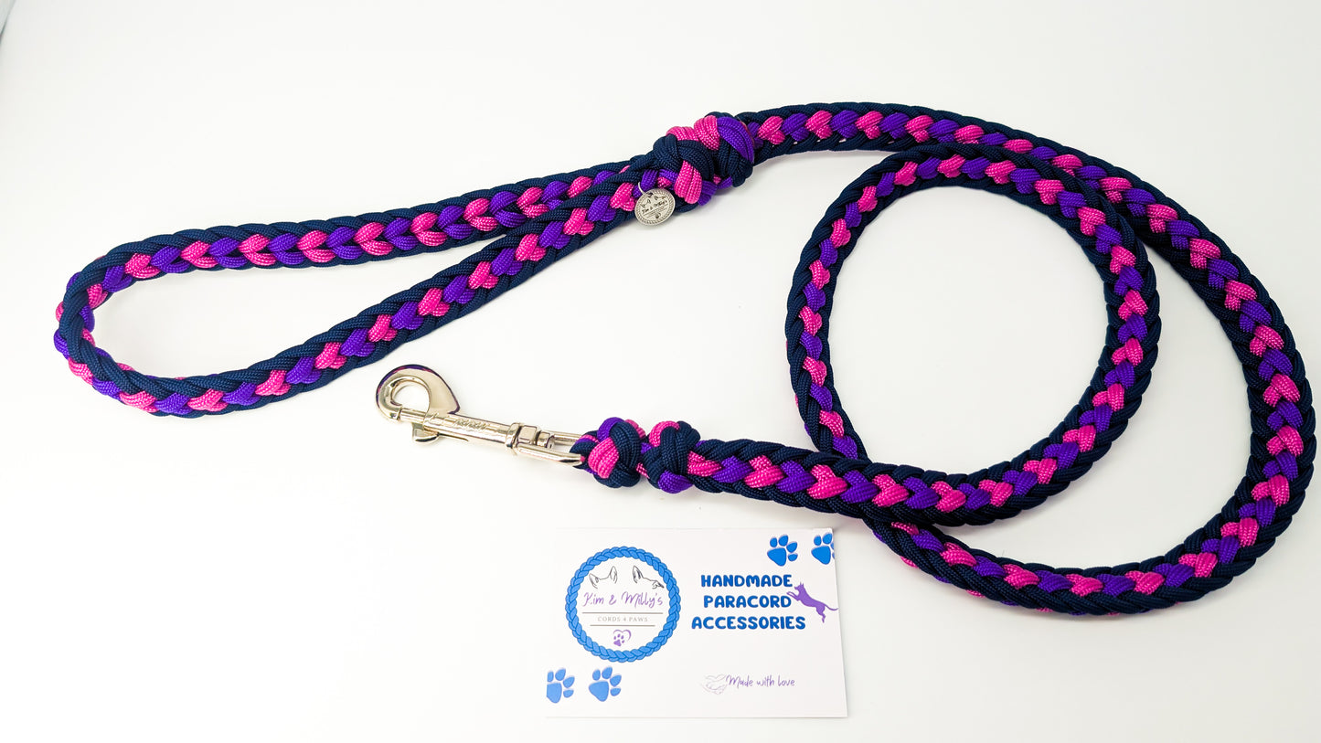 PreMade Lead: Leading Hearts Lead, 1.30m Kim & Milly's Cords 4 Paws Paracord Handmade Dog Accessories Customizable Made in Germany Shipping worldwide