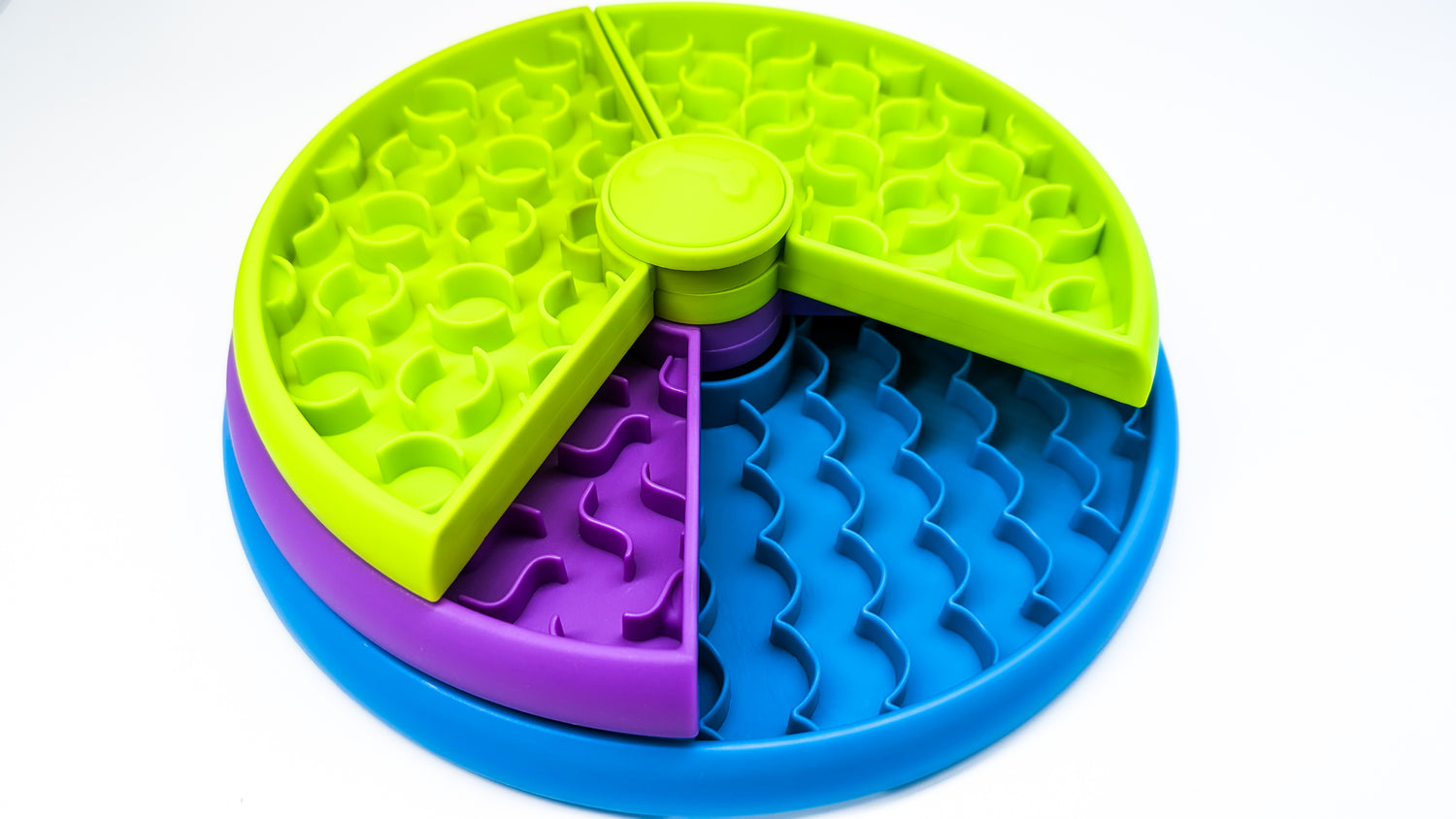 Spin ‘N’ Snack Puzzle Bowl Kim & Milly's Cords 4 Paws Paracord Handmade Dog Accessories Customizable Made in Germany Shipping worldwide